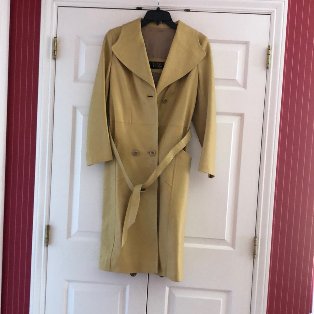 Magnificent retro leather coat